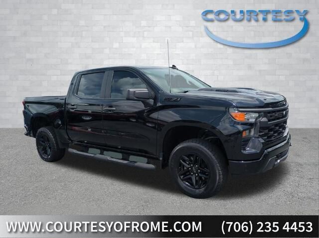 2022 Chevrolet Silverado 1500 Custom Trail Boss