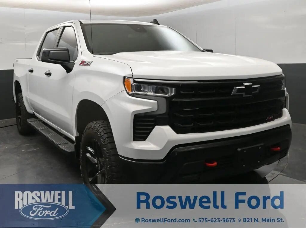 2024 Chevrolet Silverado 1500 LT Trail Boss — photo 1 of 13