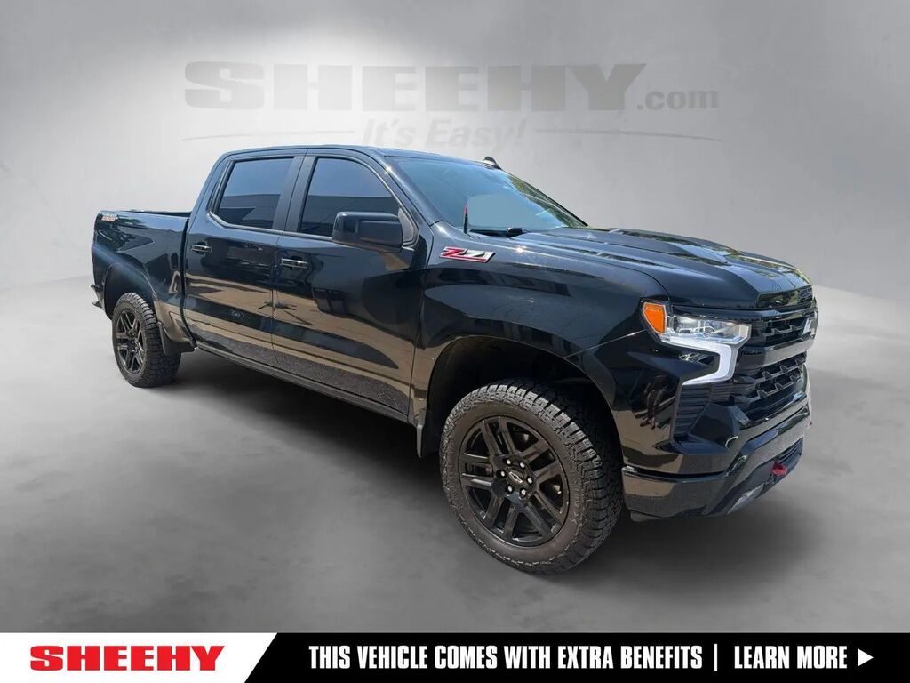 2022 Chevrolet Silverado 1500 LT Trail Boss — photo 1 of 26