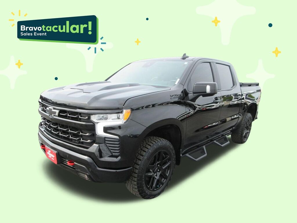 2024 Chevrolet Silverado 1500 LT Trail Boss — photo 1 of 7