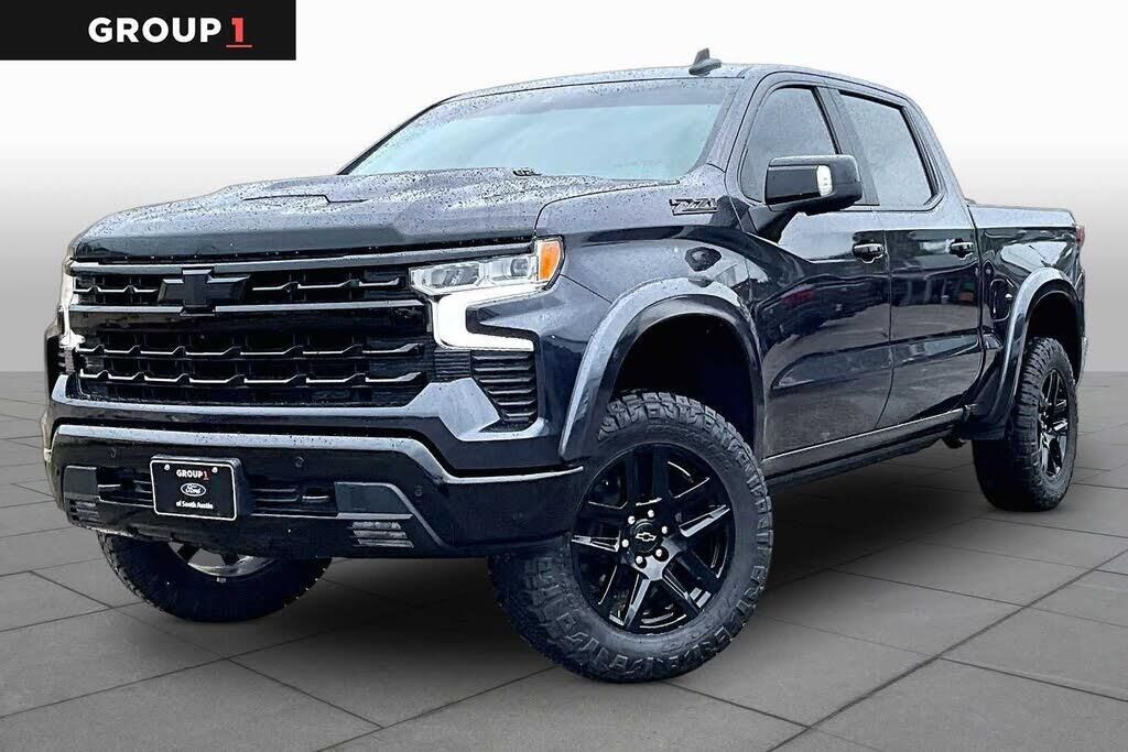 2024 Chevrolet Silverado 1500 LT Trail Boss — photo 1 of 1