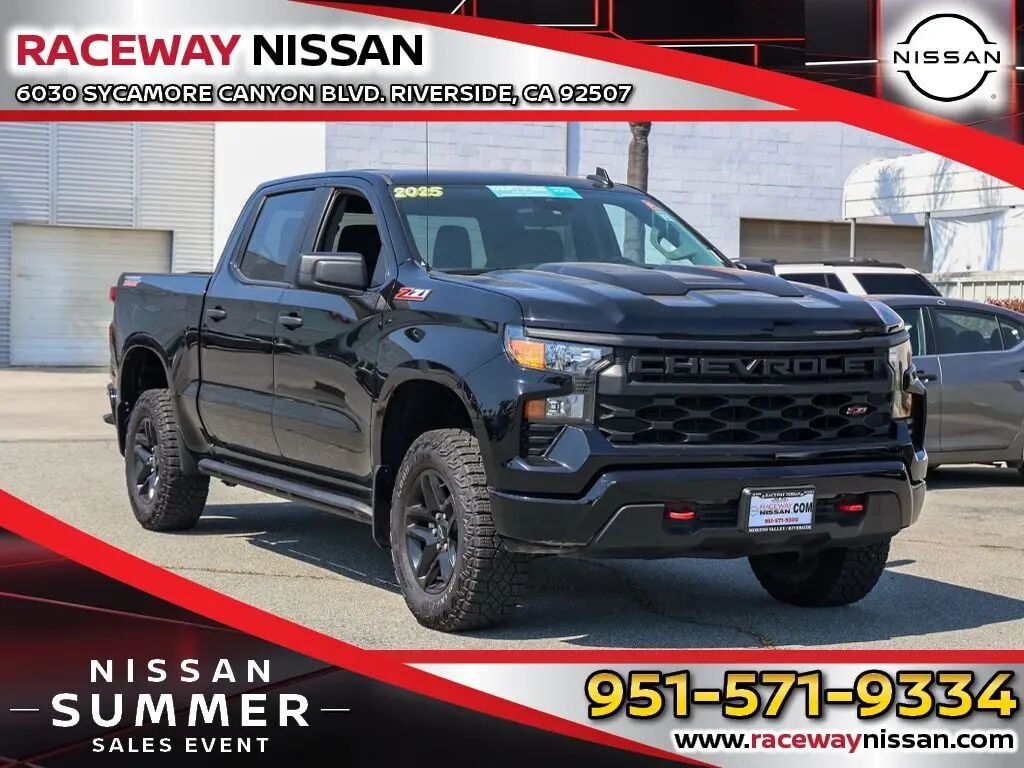 2025 Chevrolet Silverado 1500 Custom Trail Boss — photo 1 of 13