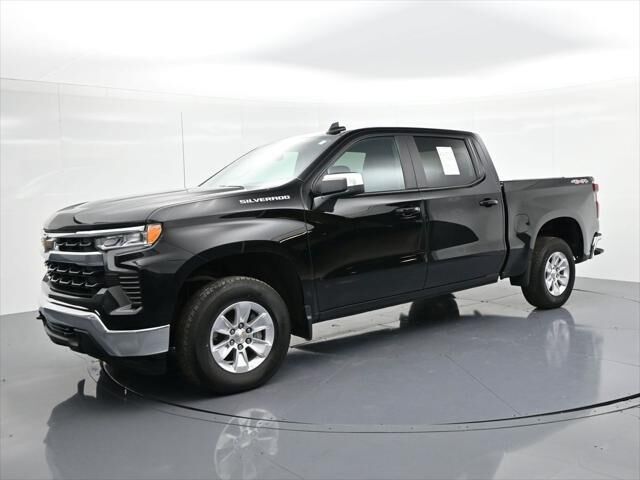2025 Chevrolet Silverado 1500 LT — photo 1 of 12