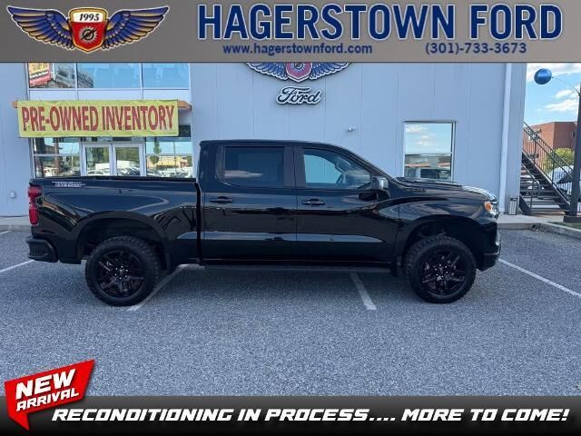2025 Chevrolet Silverado 1500 LT Trail Boss