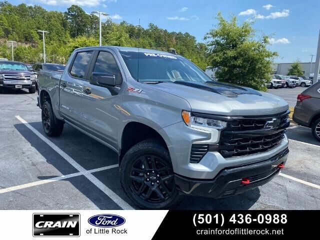 2025 Chevrolet Silverado 1500 LT Trail Boss — photo 1 of 13