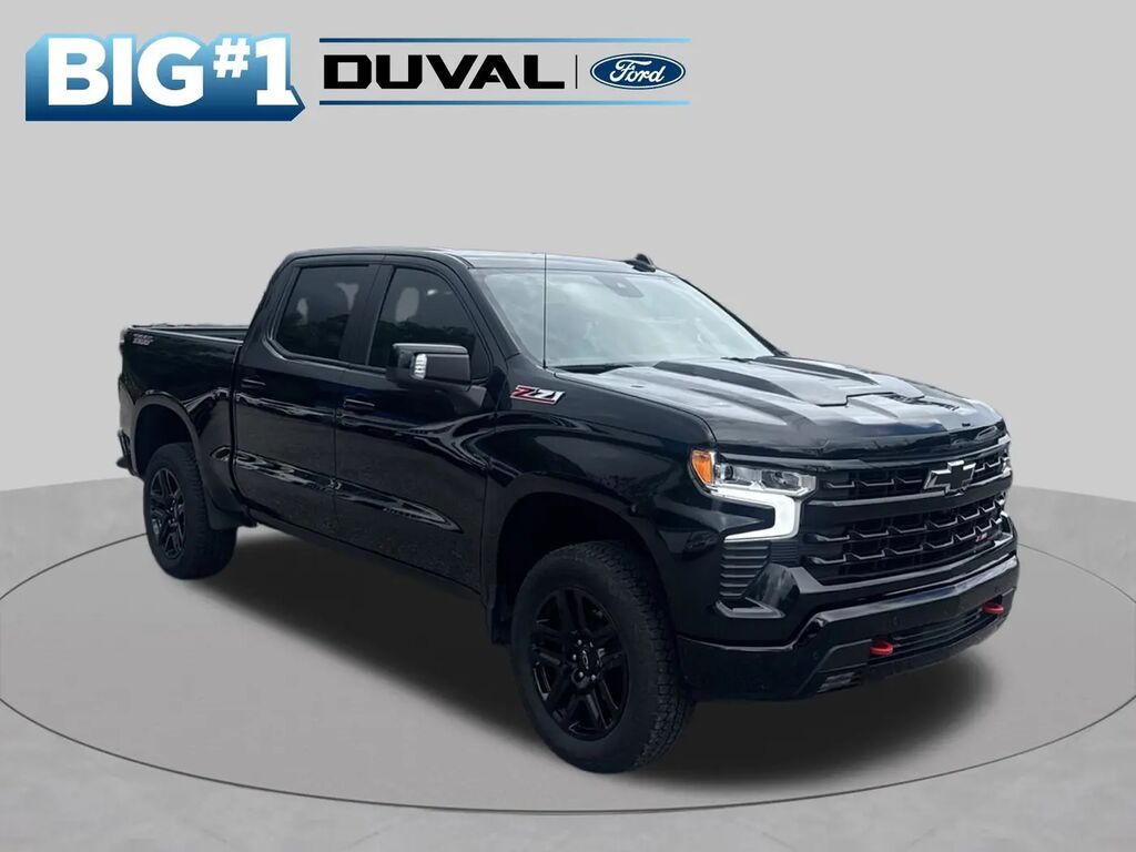 2025 Chevrolet Silverado 1500 LT Trail Boss — photo 1 of 13
