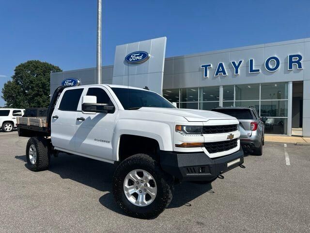 2018 Chevrolet Silverado 1500 Custom