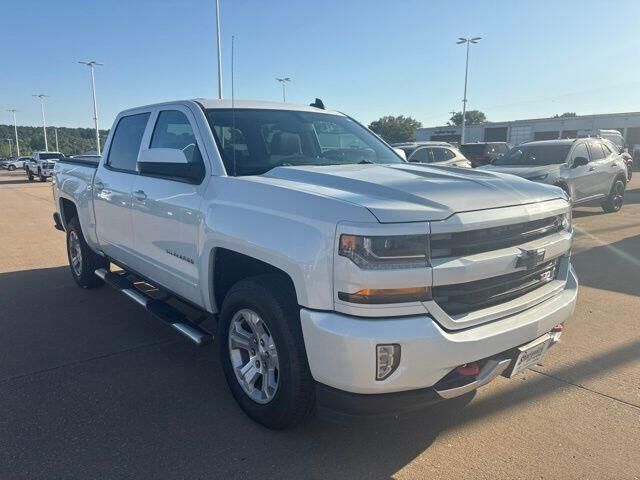 2016 Chevrolet Silverado 1500 LT — photo 1 of 13