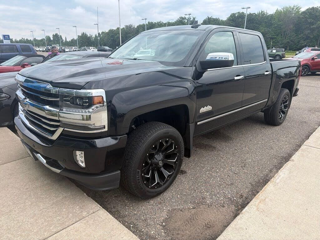 2016 Chevrolet Silverado 1500 High Country — photo 1 of 14