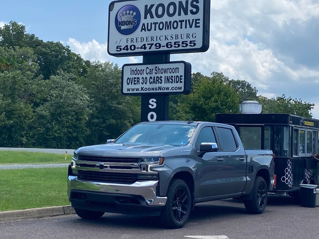 2021 Chevrolet Silverado 1500 LT — photo 1 of 13