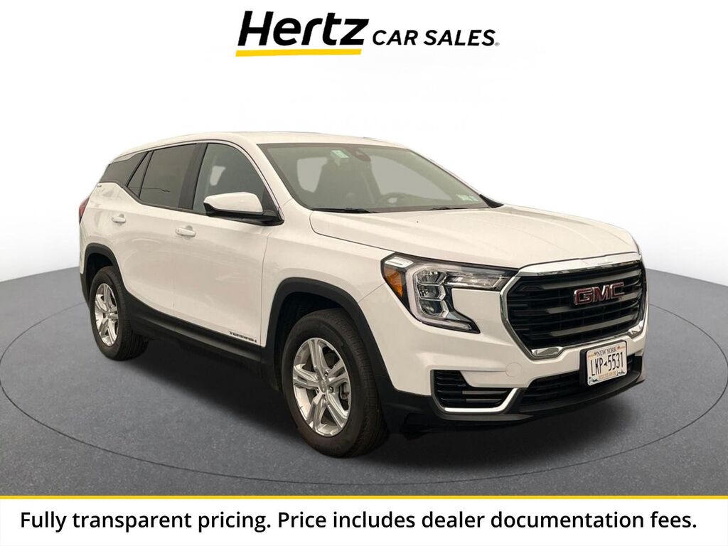 2024 GMC Terrain SLE — photo 1 of 11