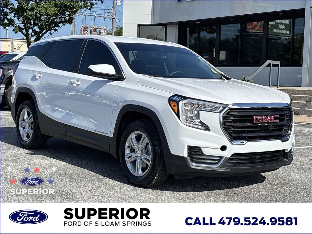 2024 GMC Terrain SLE — photo 1 of 13