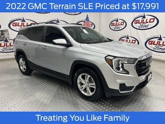 2022 GMC Terrain SLE — photo 1 of 13