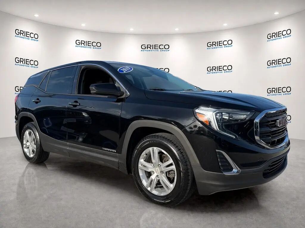 2019 GMC Terrain SLE — photo 1 of 13