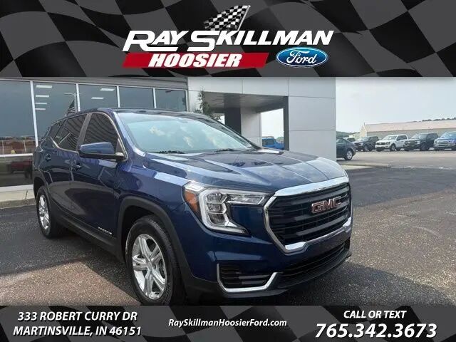 2022 GMC Terrain SLE — photo 1 of 13