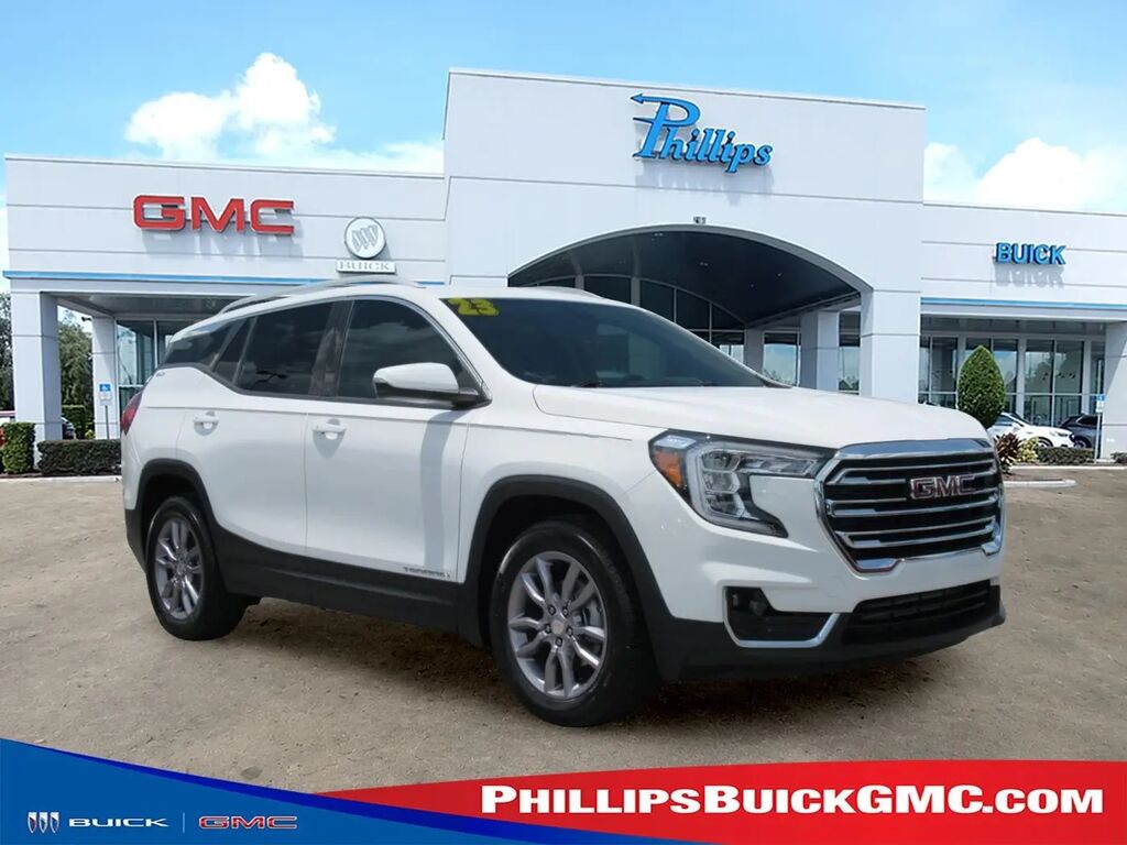 2023 GMC Terrain SLT — photo 1 of 13