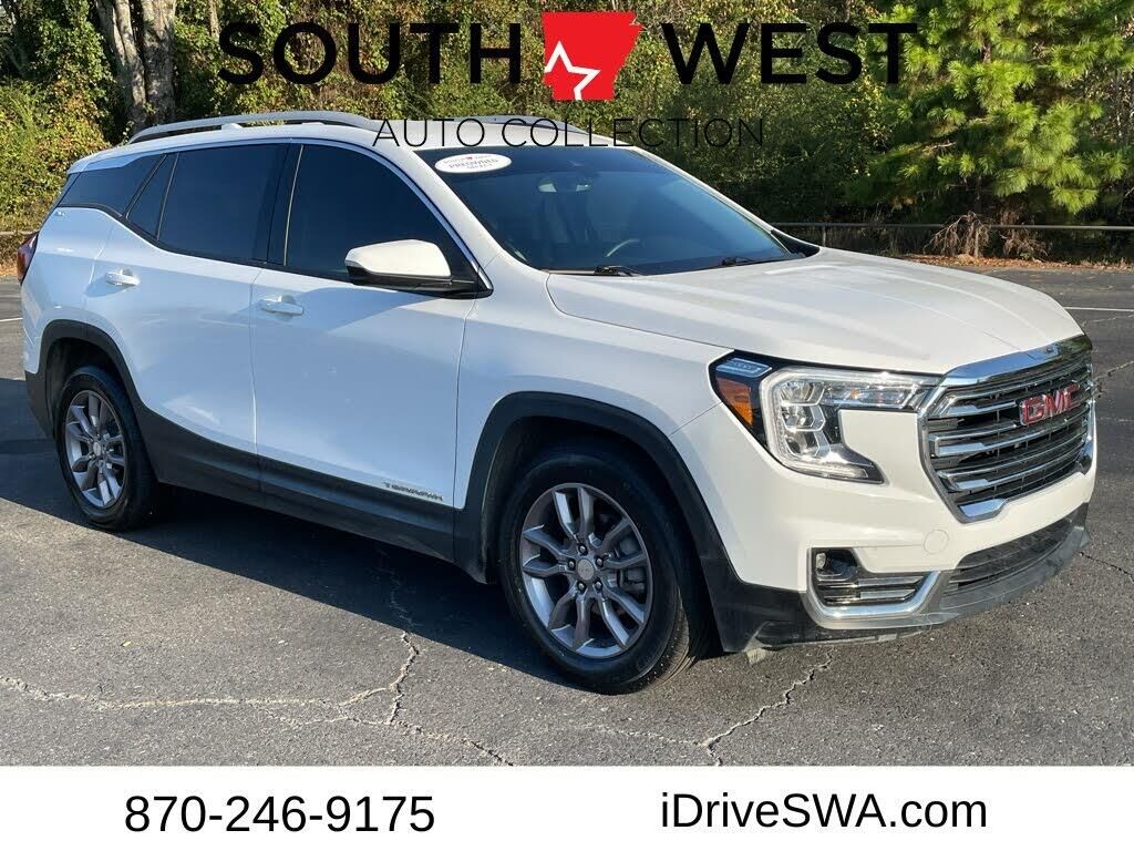 2023 GMC Terrain SLT — photo 1 of 1