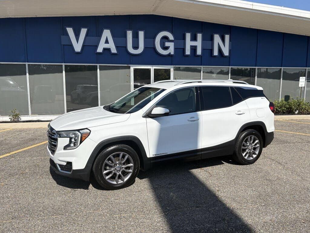 2023 GMC Terrain SLT