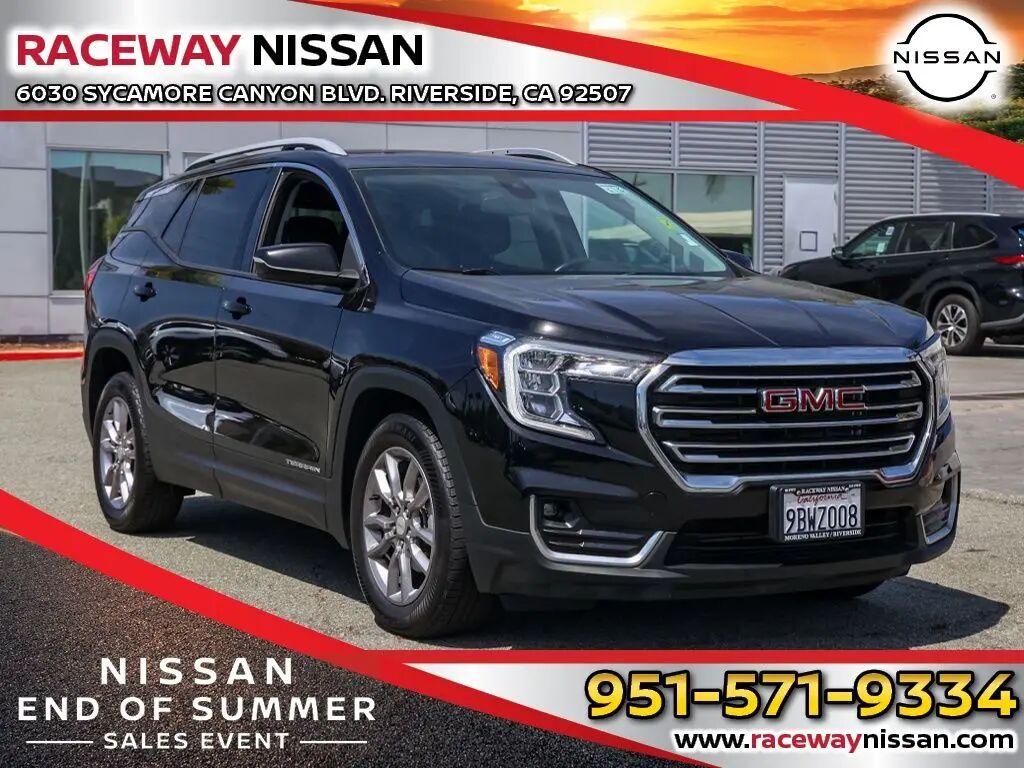 2022 GMC Terrain SLT — photo 1 of 13