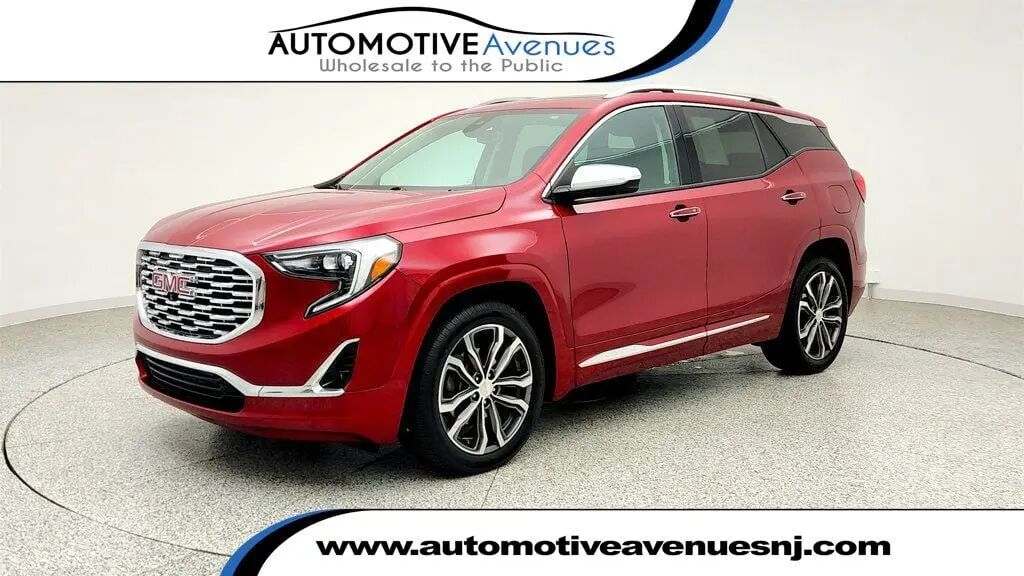 2020 GMC Terrain Denali — photo 1 of 13