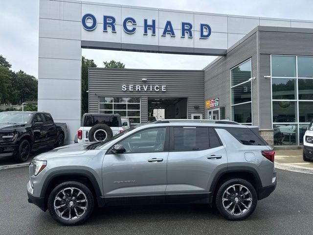 2025 GMC Terrain Elevation — photo 1 of 24