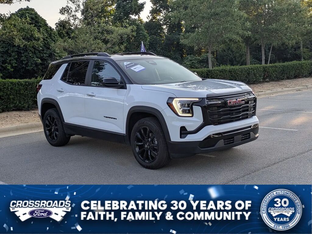 2025 GMC Terrain Elevation — photo 1 of 13