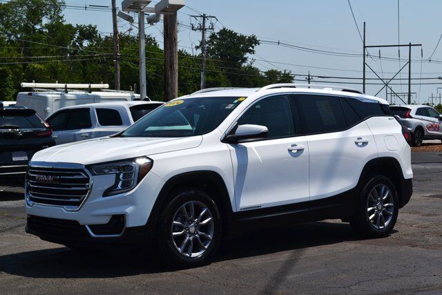 2024 GMC Terrain SLT