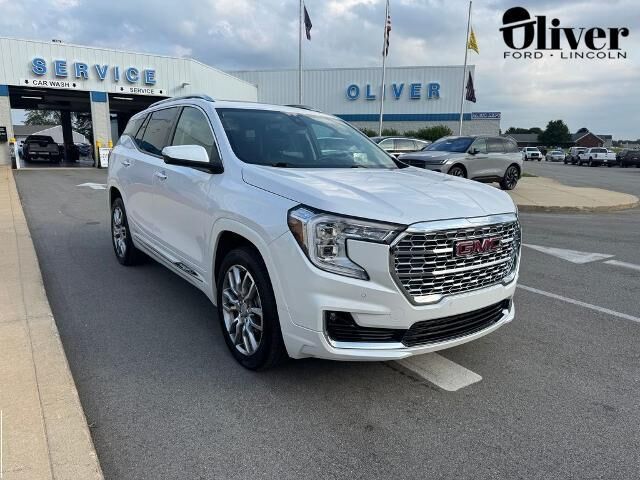 2023 GMC Terrain Denali