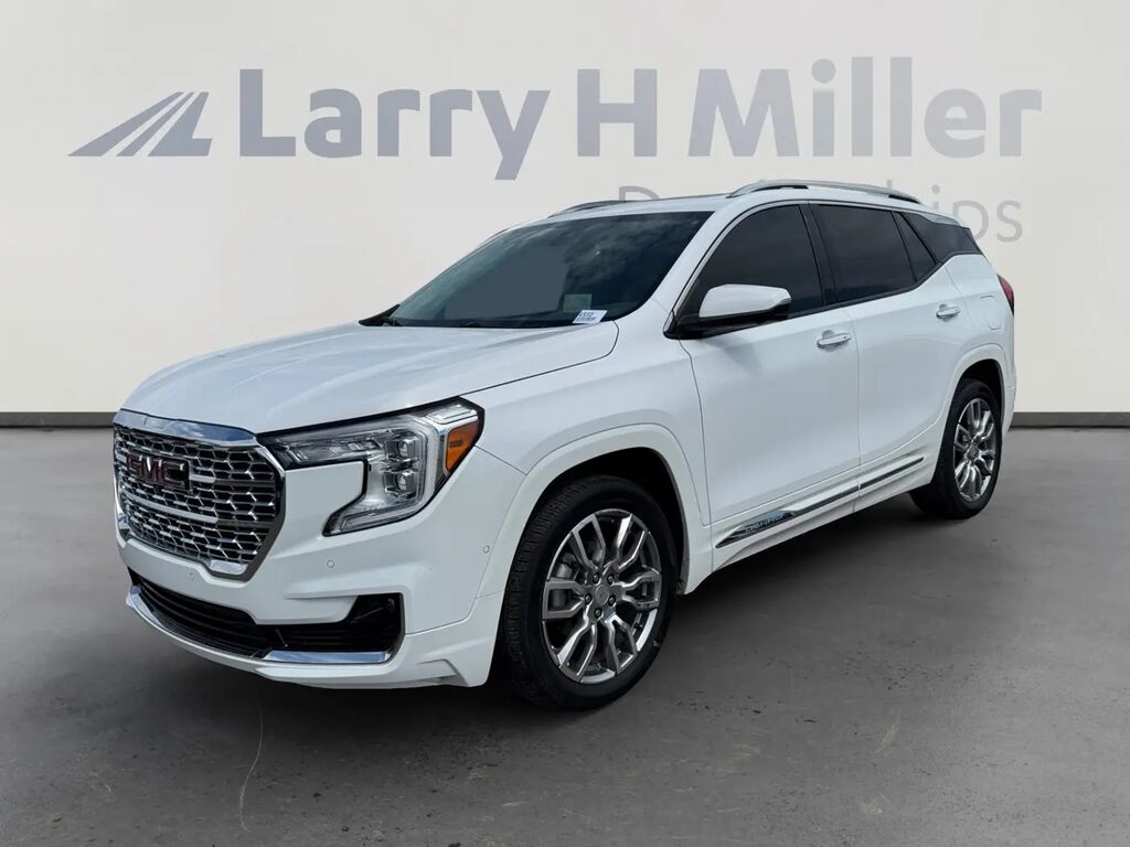 2024 GMC Terrain Denali — photo 1 of 14