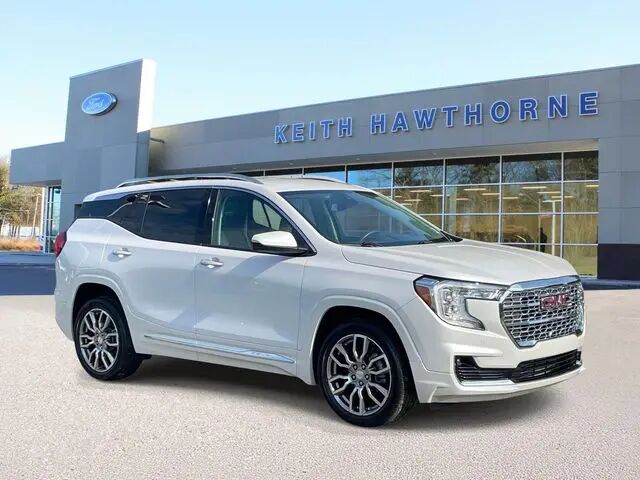 2024 GMC Terrain Denali — photo 1 of 13