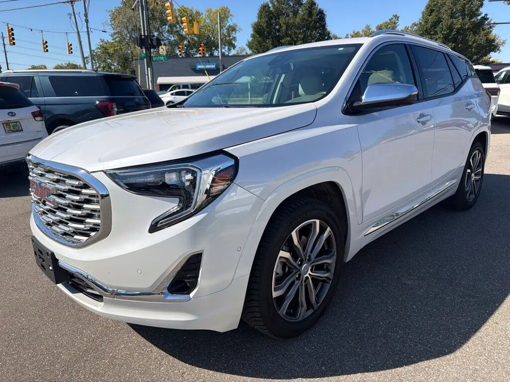 2020 GMC Terrain Denali — photo 1 of 13