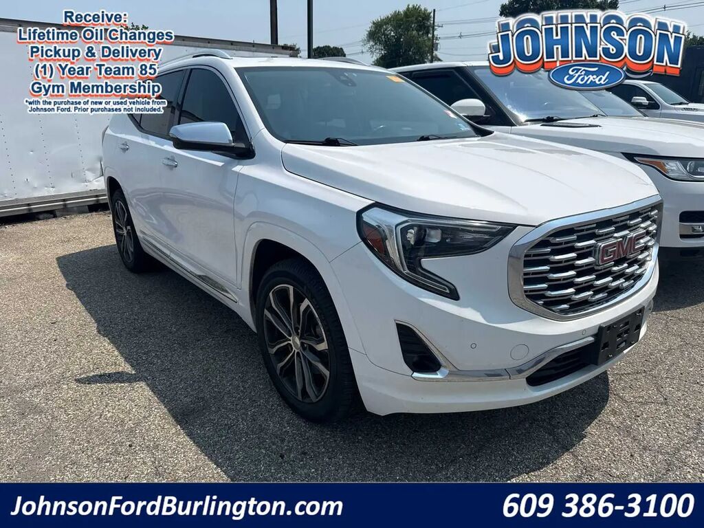 2020 GMC Terrain Denali — photo 1 of 12