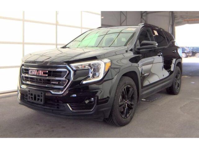 2024 GMC Terrain AT4
