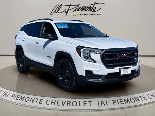 2024 GMC Terrain AT4