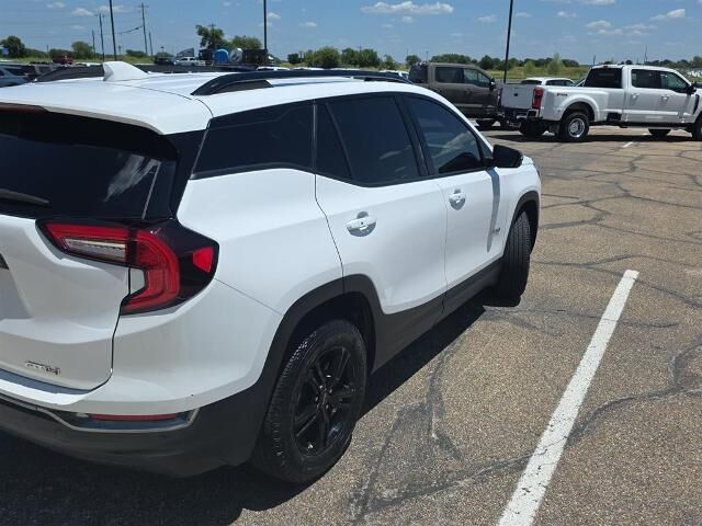 2024 GMC Terrain AT4