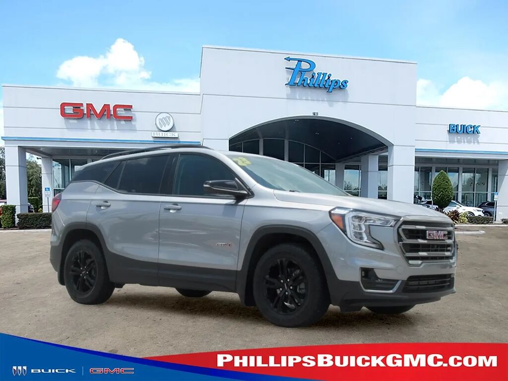 2023 GMC Terrain AT4 — photo 1 of 13