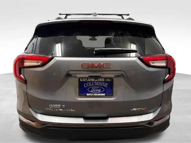 2024 GMC Terrain AT4