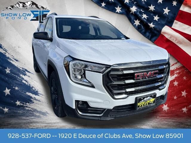 2024 GMC Terrain AT4