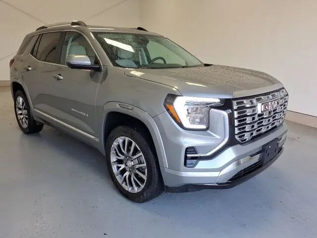 2026 GMC Terrain Denali — photo 1 of 13