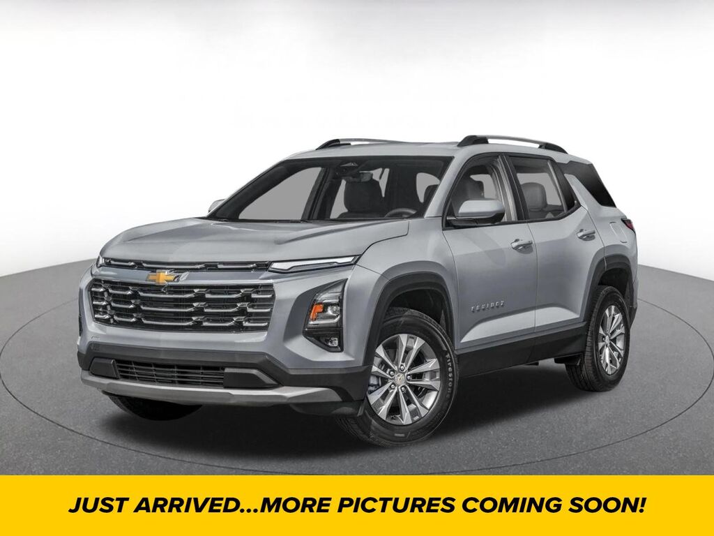 2025 Chevrolet Equinox FWD LT — photo 1 of 2