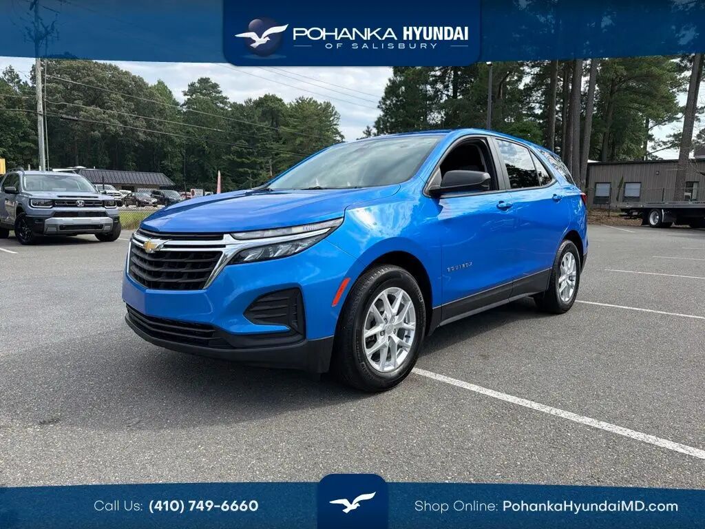 2024 Chevrolet Equinox LS — photo 1 of 13