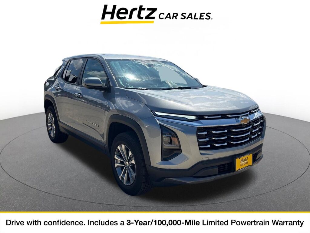 2025 Chevrolet Equinox FWD LT — photo 1 of 11