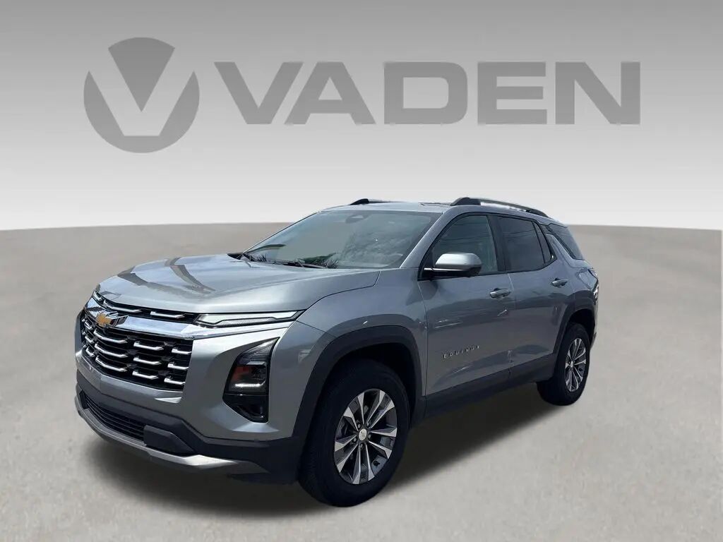 2025 Chevrolet Equinox LT — photo 1 of 14