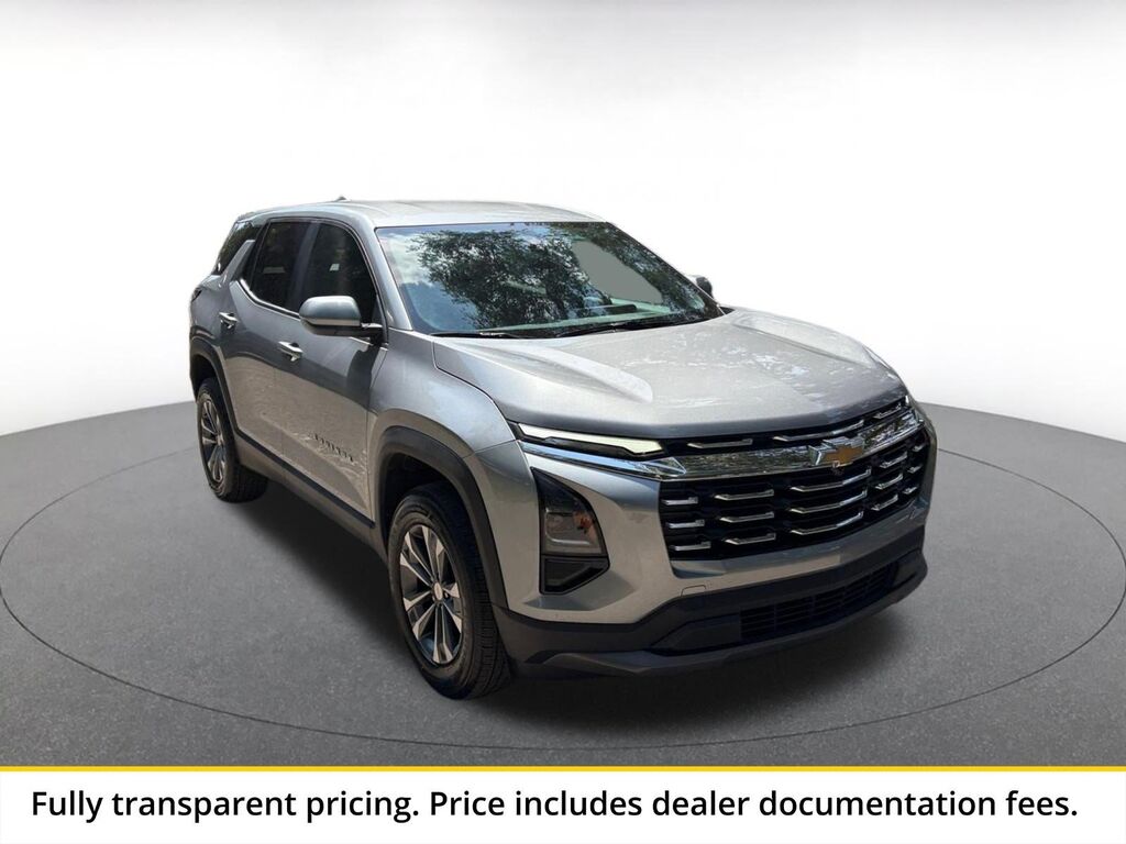 2025 Chevrolet Equinox FWD LT — photo 1 of 1