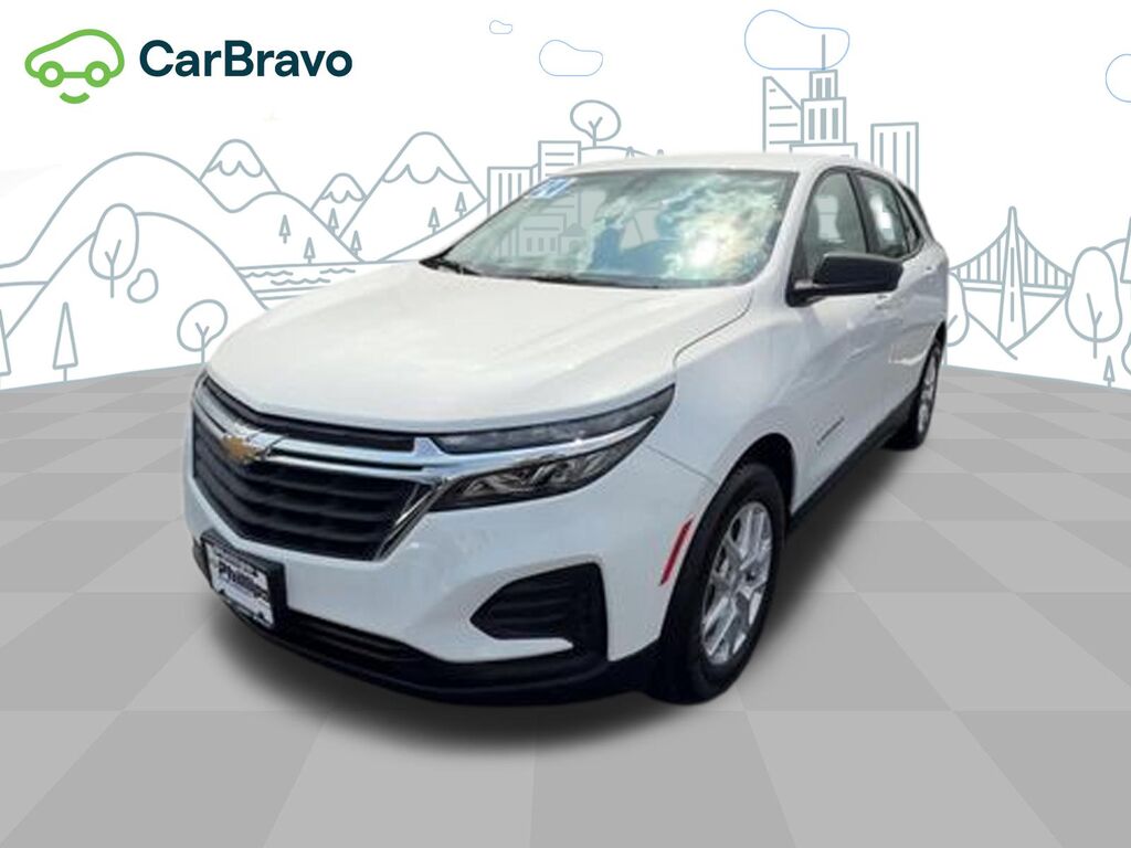 2024 Chevrolet Equinox LS — photo 1 of 6