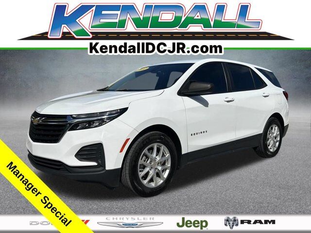 2022 Chevrolet Equinox LS — photo 1 of 2