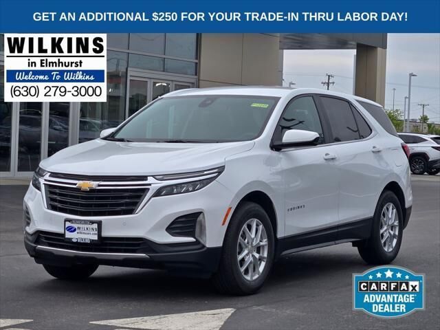 2024 Chevrolet Equinox LT — photo 1 of 13