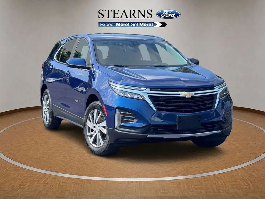 2023 Chevrolet Equinox LT — photo 1 of 13