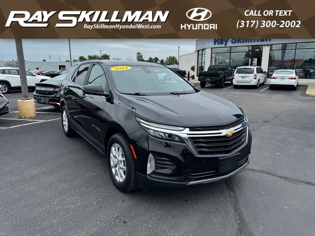 2024 Chevrolet Equinox LT — photo 1 of 13