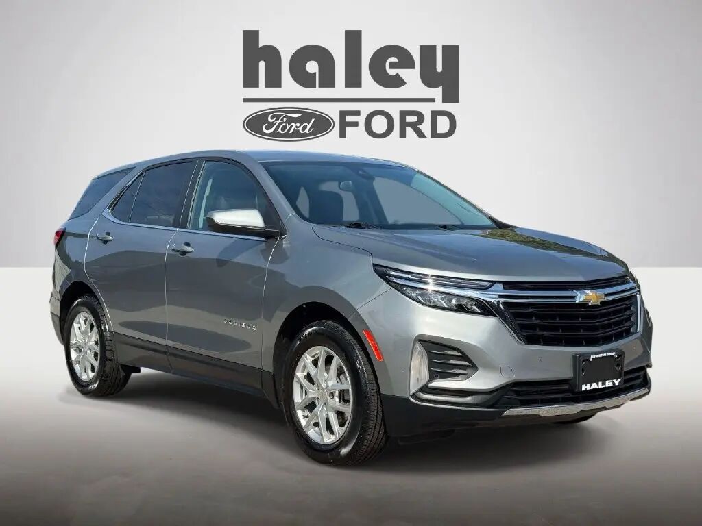 2024 Chevrolet Equinox LT — photo 1 of 13